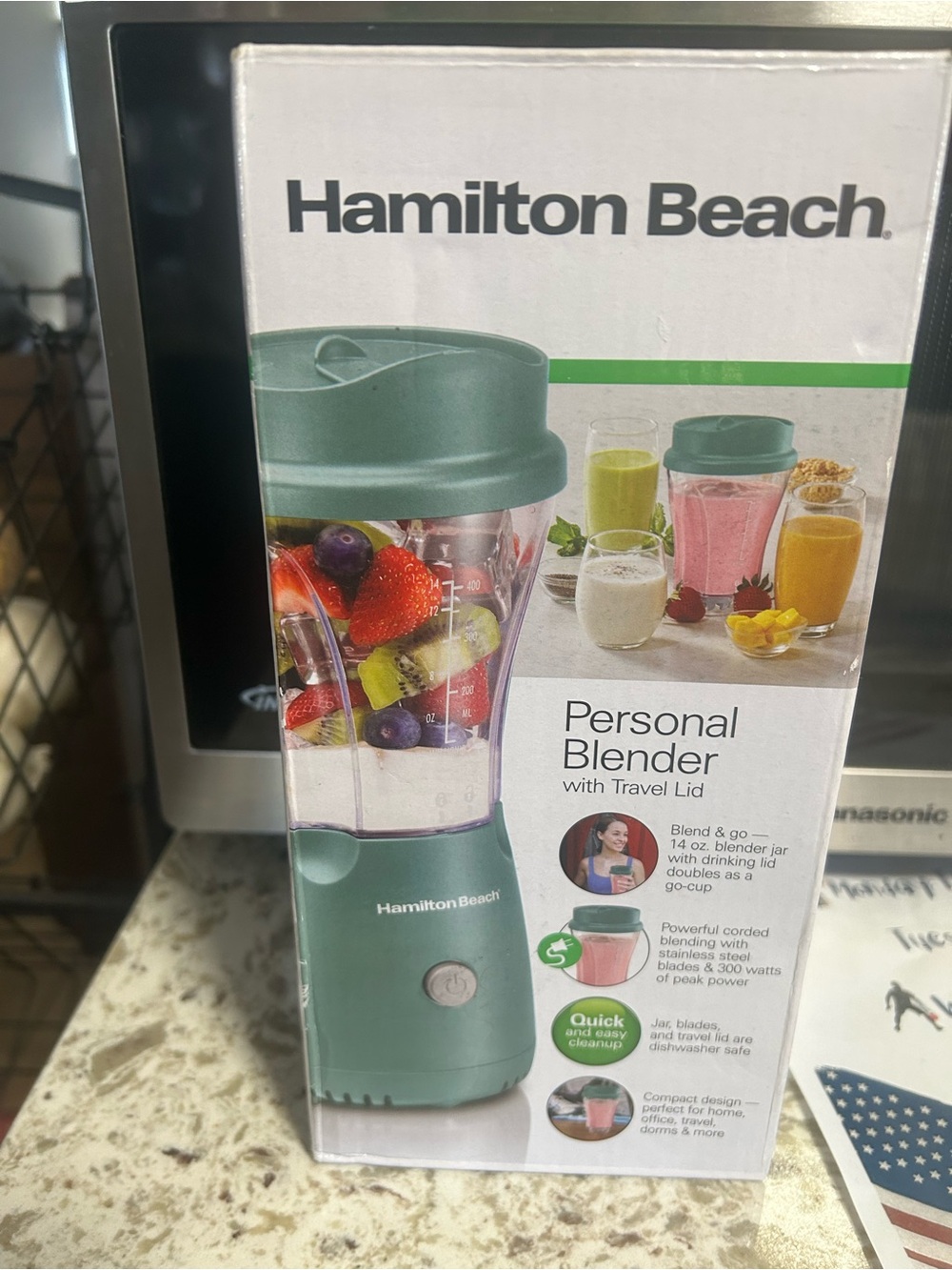 Hamilton Beach Personal Blender in Mint Green and Clear